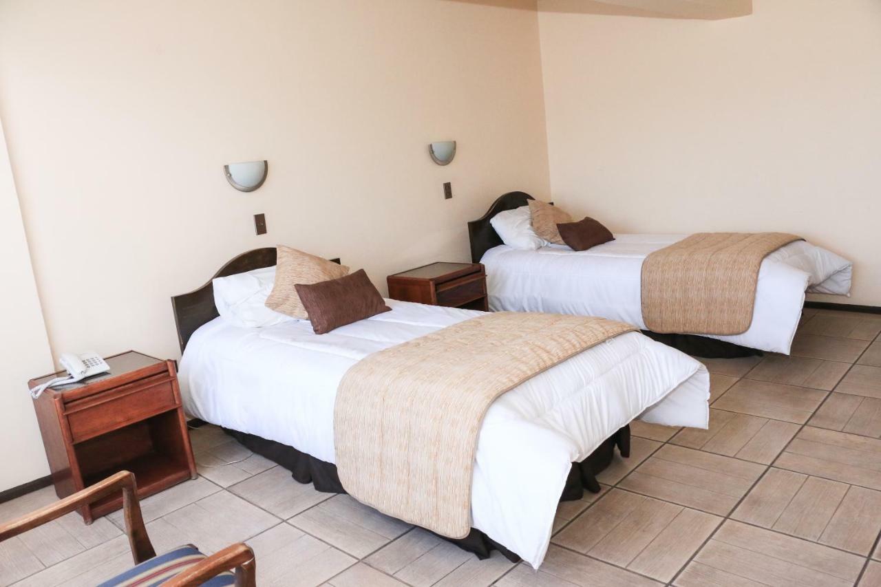 Hotel Garra De Leon Vallenar Extérieur photo